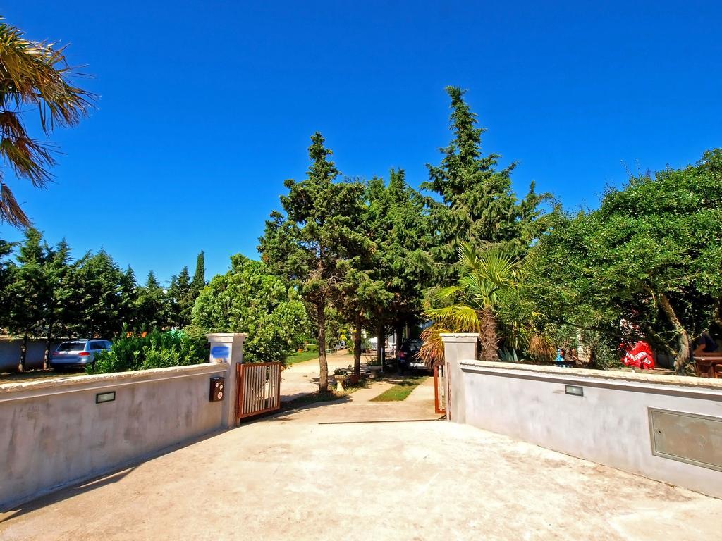 Volf 1405 Apartamento Peroj