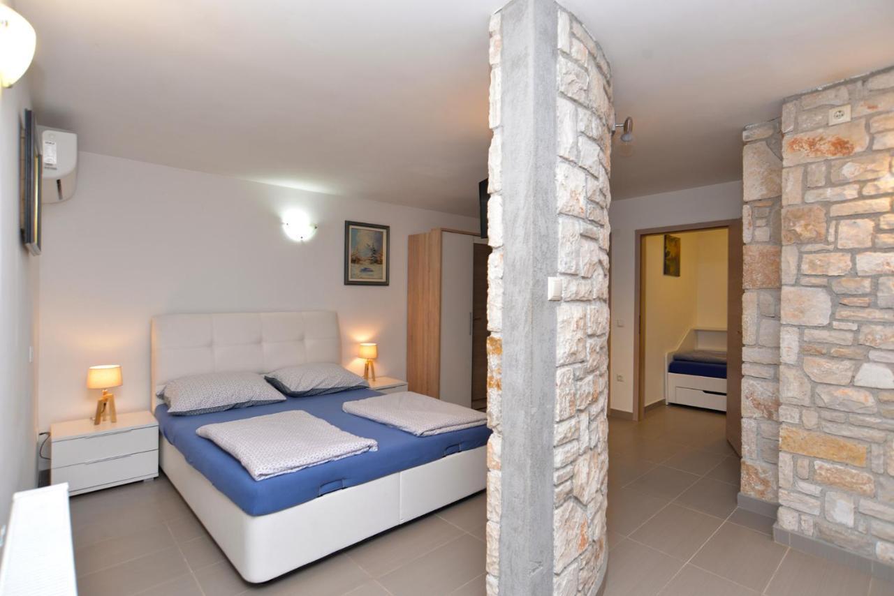 Volf 1405 Apartment *