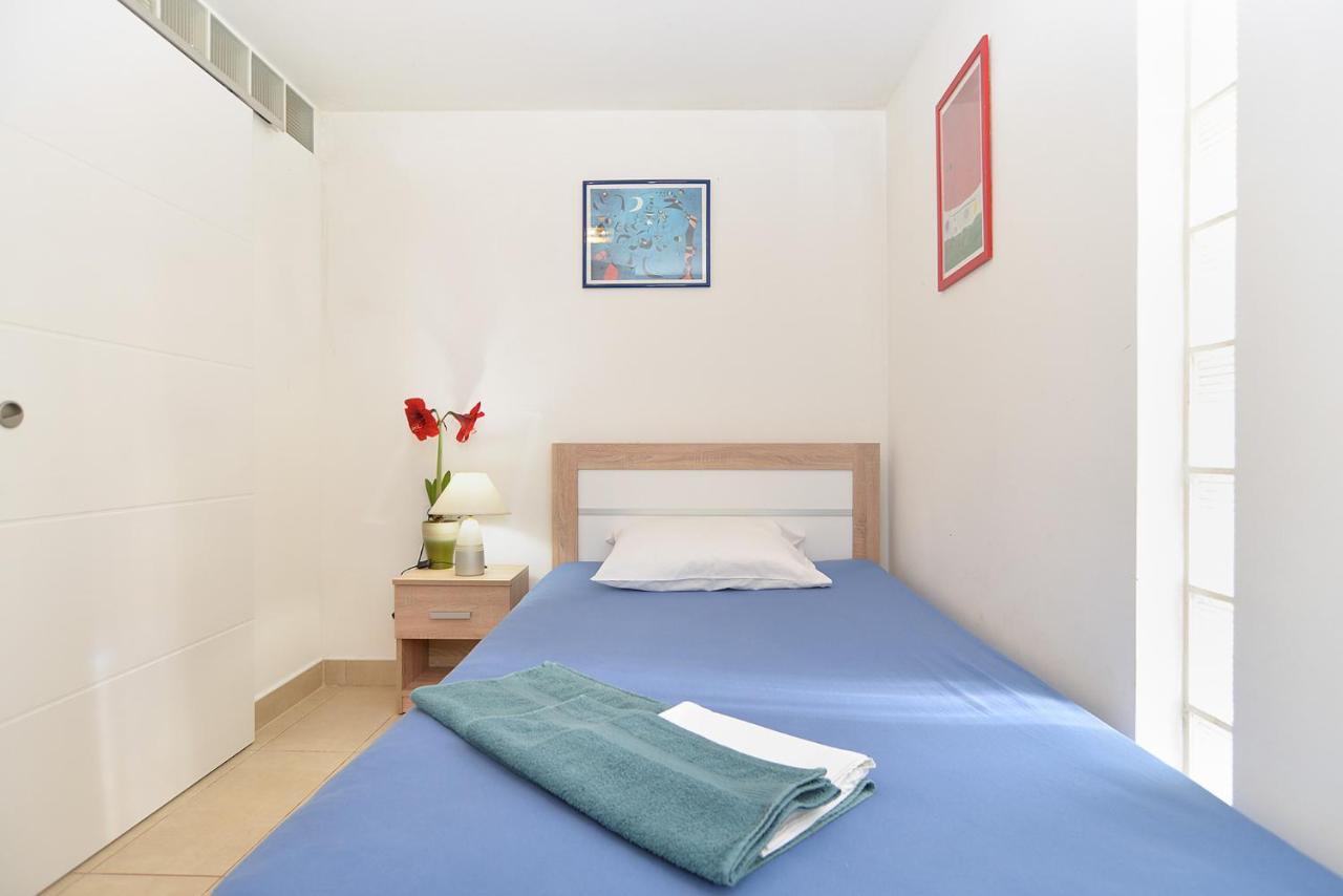 Volf 1405 Apartma Peroj